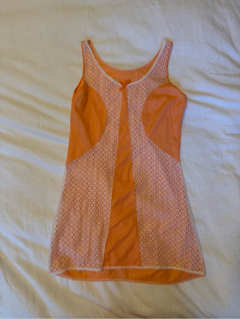 Vintage Peach Lace-Detail Shift Dress